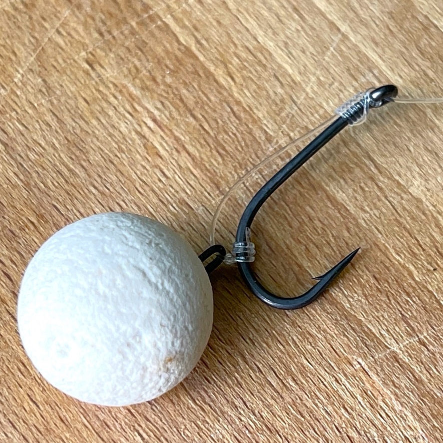 Náväzec na kapry D-Rig z fluorocarbonu: nadväzec na opatrné kapry