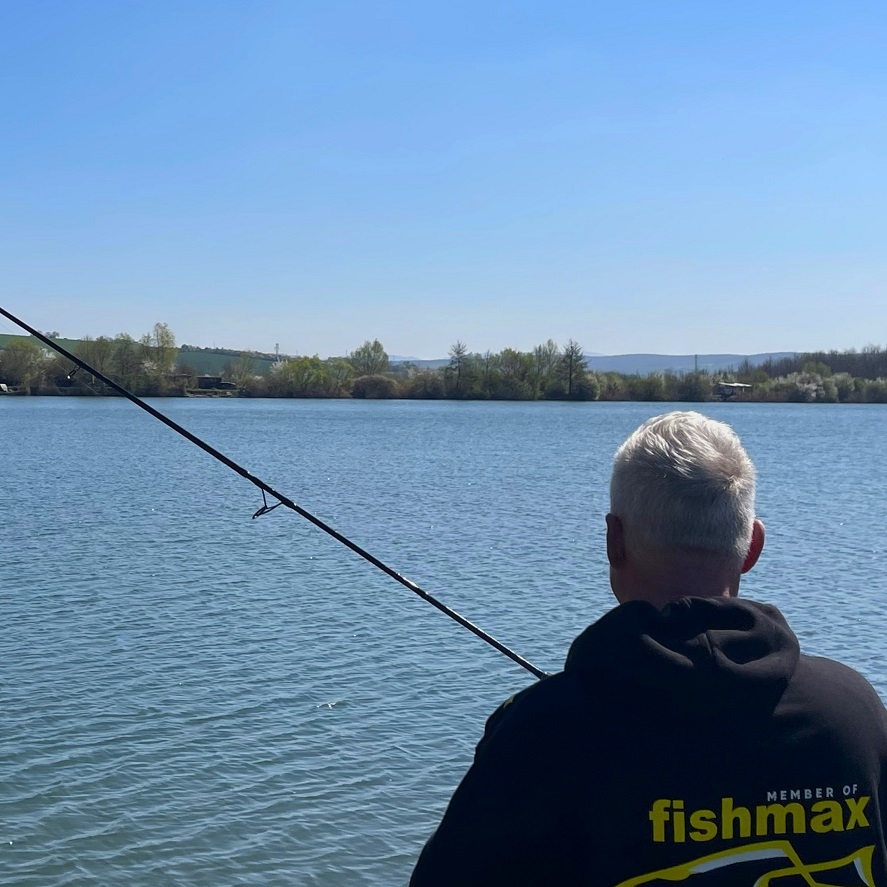 Method feeder: tipy, ako nahadzovať cez 100 metrov