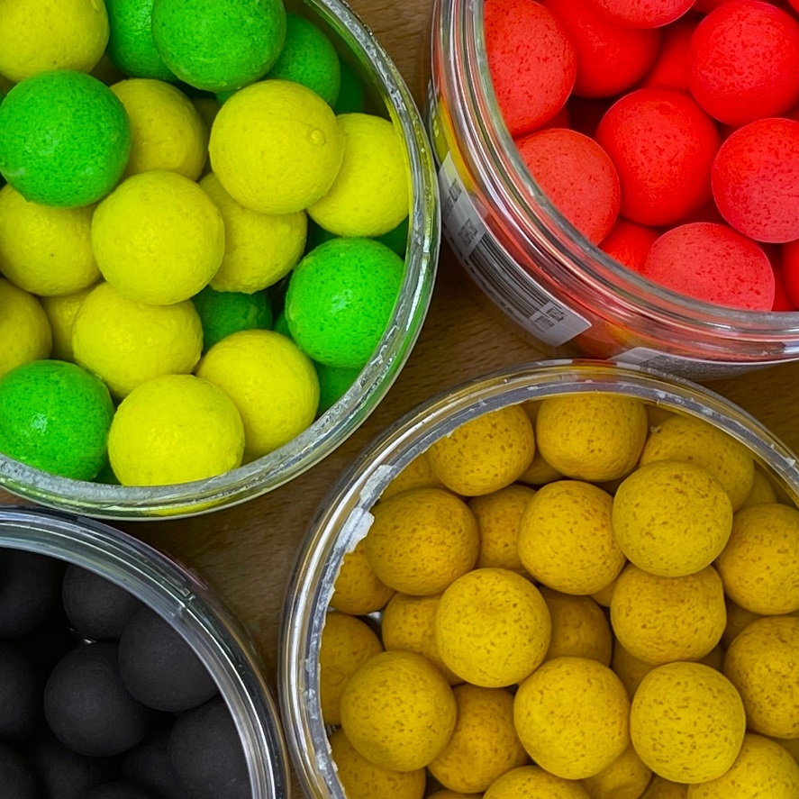 Plávajúce boilies na kapry: prečo loviť s pop-up boilies