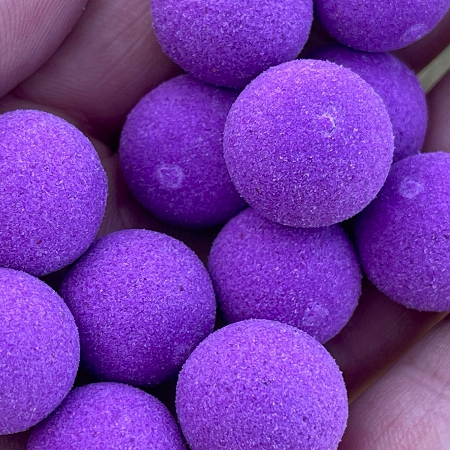 Boilies na najväčšie kapry: neodolateľná vôňa sliviek