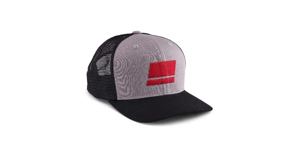 ABU GARCIA - Šiltovka Flag Trucker Cap Grey Black