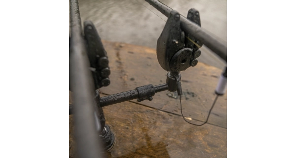 AVID - Hrazda Adjustable Buzz Bar 2 Rod