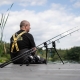 AVID - Hrazda Lok Down 2 Rod Buzz Pod 8&#39;&#39;
