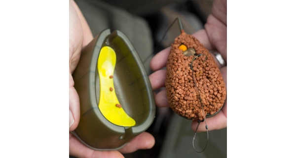 AVID - Kŕmidlo Carp Method Feeder Large 3 oz 85 g