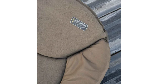 AVID - Lehátko Benchmark Lite Memory Foam Bed