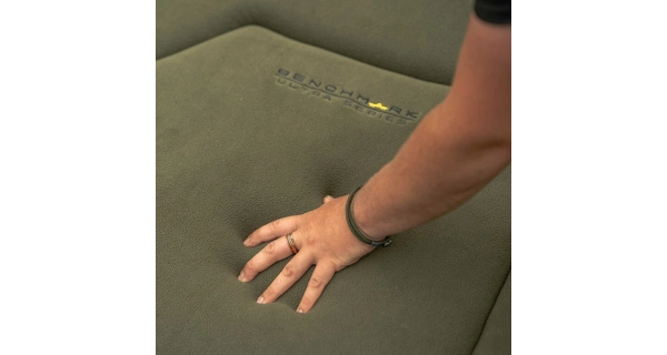 AVID - Lehátko Benchmark Ultra X Bed