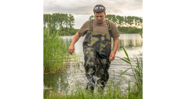 AVID - Prsačky Distortion Camo Chest Waders veľ. 44