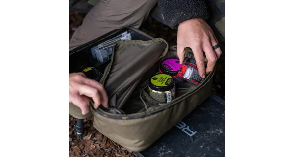 AVID - Puzdro RVS Double-Sided Tackle Organiser
