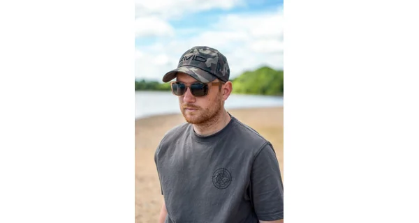 AVID - Šiltovka Distortion Dark-Camo Cap