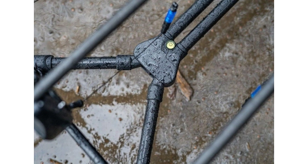 AVID - Stojan Carp Lok Down Low Pod