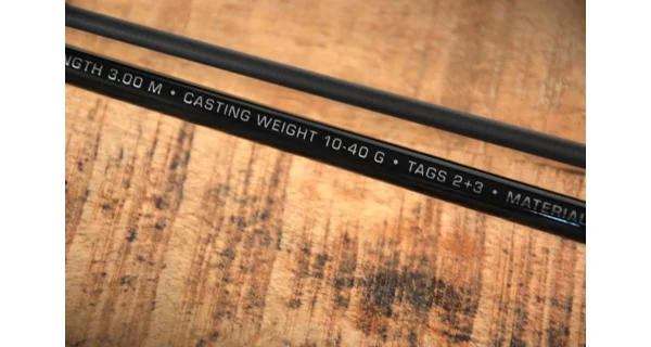 BENZAR MIX - Prút Concourse Light Feeder 3 m 10-40 g 2 diely