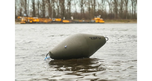 BLACK CAT - Bójka Big Flow Buoy