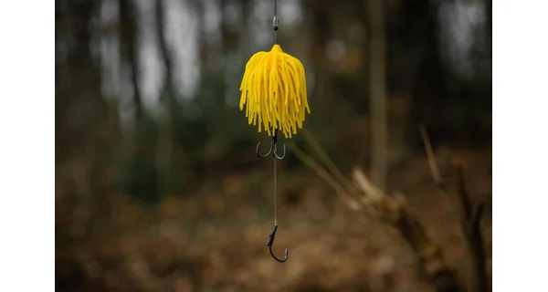 BLACK CAT - Chobotnička Real Worm Teaser Yellow Evo 120 g