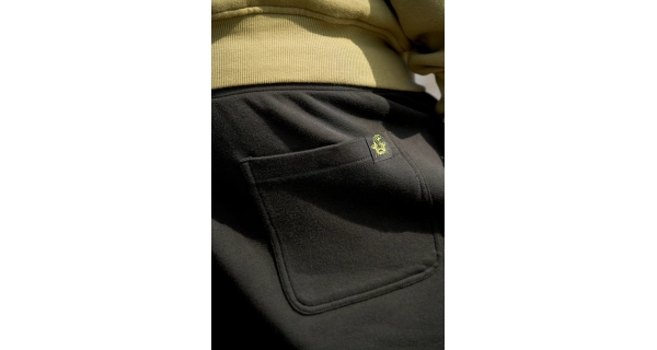 BLACK CAT - Kraťasy Black Jogger Shorts veľ. XL