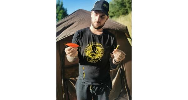 BLACK CAT - Podvodný plavák Darter U-Float Neónovo červený 10 g