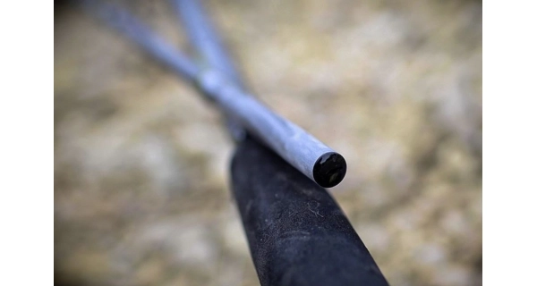 BLACK CAT - Prút Blade 265 2,65 m 30 lb 2 diely