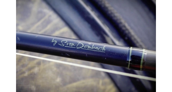 BLACK CAT - Prút Blade 300 3 m 40 lb 2 diely