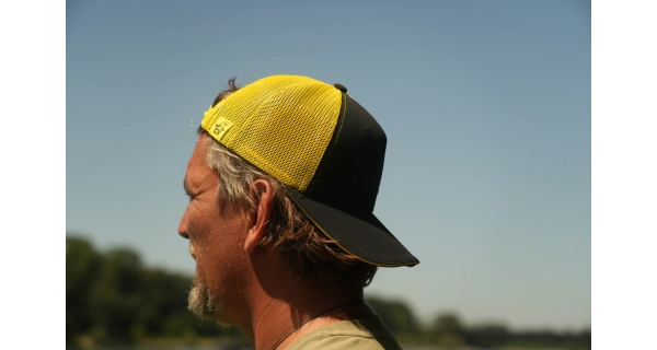BLACK CAT - Šiltovka Black and Yellow Trucker Cap