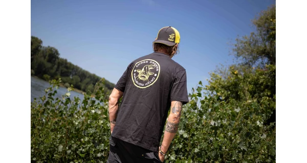 BLACK CAT - Tričko Chase Dreams Black Tee veľ. M