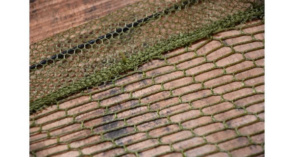 CARP EXPERT - Podberák MAX1 97x97 cm 180 cm