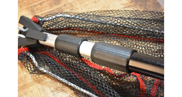 CARP EXPERT - Podberák SilverFish ALU 170 cm