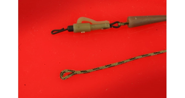 CARP EXPERT - Predviazaná montáž Lead Clip Rig s rýchlospojkou hnedá 3 ks
