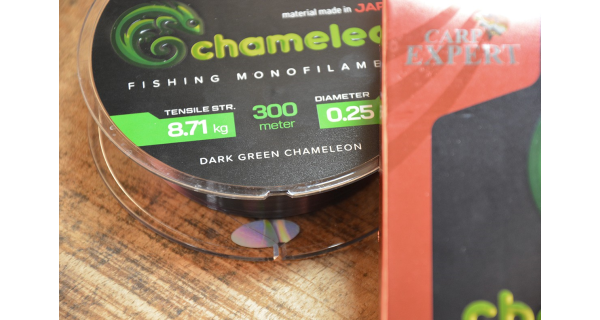 CARP EXPERT - Vlasec Chameleón Shiny Dark Green Monofil 0,20 mm 5,22 kg 300 m