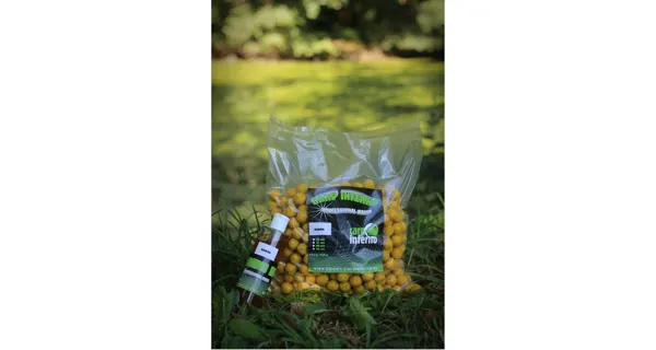 CARP INFERNO - Boilies Light Line 20 mm 3 kg + 250 ml Booster Krab Olíheň