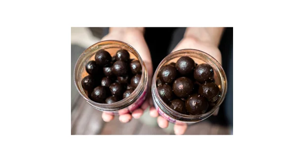 CARP INFERNO - Boosted Boilies 20 mm 300 ml Chaos