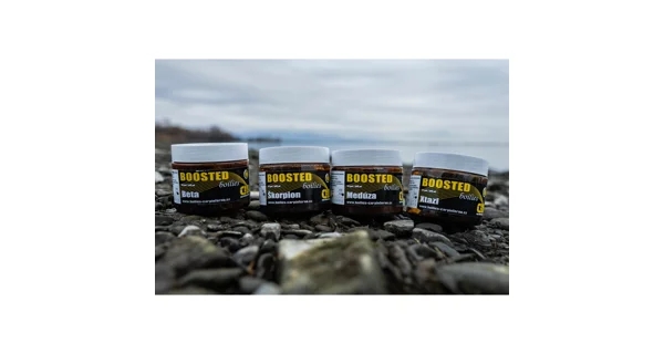 CARP INFERNO - Boosted boilies Hot Line 20 mm 300 ml Xtazi