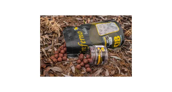 CARP INFERNO - Rozpustné boilies Hot Line 20 mm 300 ml Xtazi