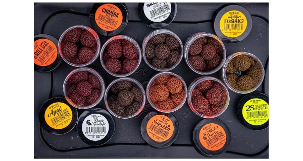 CHYTIL - Boilies Pandémia 20 mm Korenený tuniak Cesnak Asa