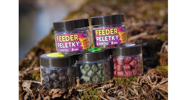 CHYTIL - Feeder peletky s dierou 8 mm 30 g Slivka