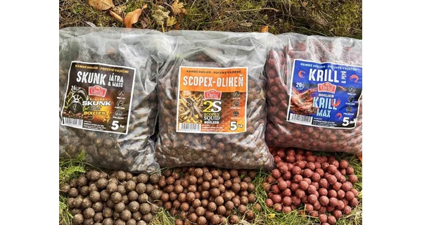 CHYTIL - Kŕmne boilies 20 mm 5 kg Skunk Pečeň & Mäso