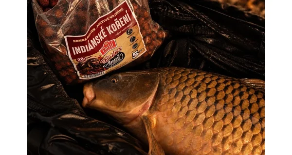 CHYTIL - Kŕmne boilies 24 mm 5 kg Indiánske korenie