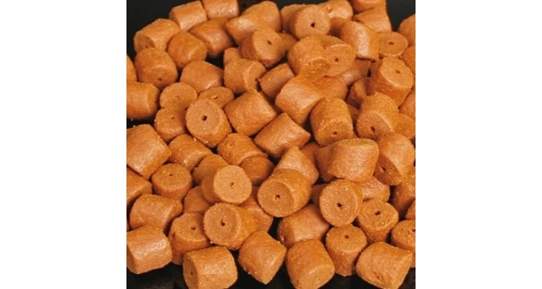 CHYTIL - Pelety s dierou 14 mm 1 kg Red Fish