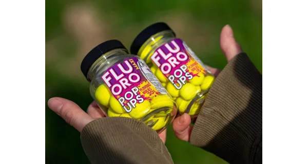 CHYTIL - Plávajúce boilie Fluoro Pop Up 20 mm 45 g Broskyňa