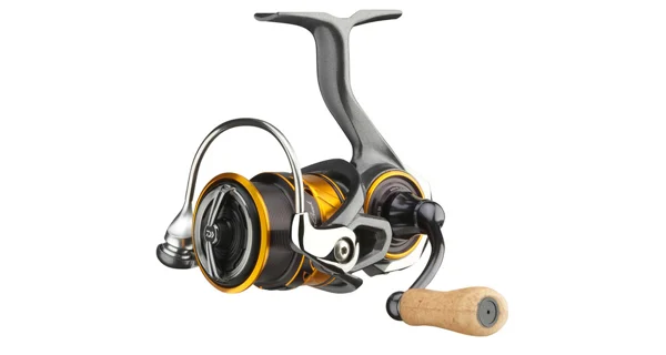 DAIWA - Navijak 22 Silver Creek MQ LT 2500 S-XH