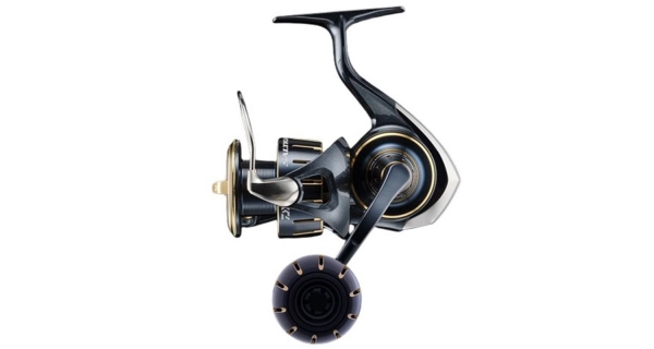 DAIWA - Navijak 23 Saltiga 5000-H