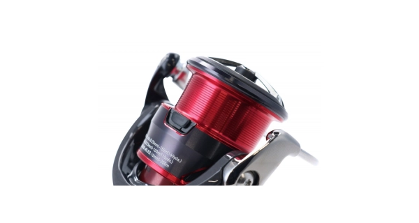 DAIWA - Navijak Fuego LT 2000