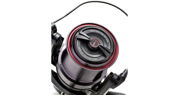 DAIWA - Navijak Whisker 45 SCW QD OT s dvoma náhradnými cievkami