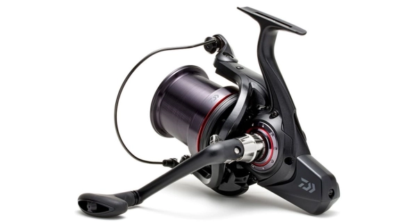DAIWA - Navijak Whisker 45 SCW QD OT s dvoma náhradnými cievkami