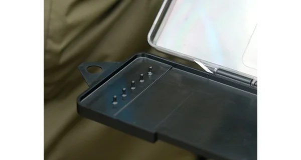 DELPHIN - Box na feederové náväzce Reaxe Rigin Maxi 303x60 mm