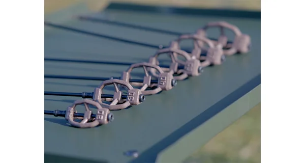 DELPHIN - Olovené krmítko s trubičkou CyberTRIPLE 40 g