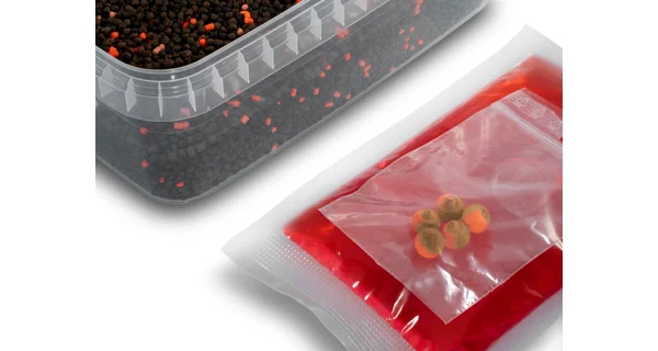 DELPHIN - Pelety Reaxe Ready&Go Pellet Box 400 g + Booster a wafters Fr. Klobása Chilli