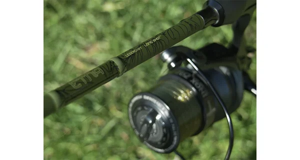 DELPHIN - Prút Etna Camo LongSHOT+ 3,85 m 3,5 lb 2 diely
