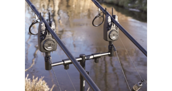 DELPHIN - Rozťahovacia hrazda na prúty FlexiBUZZ L