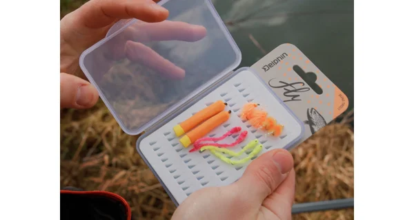 DELPHIN - Sada umelých mušiek FLY Bung Trout 10 ks