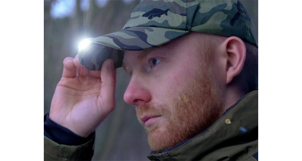 DELPHIN - Šiltovka LED OutLINE Camo