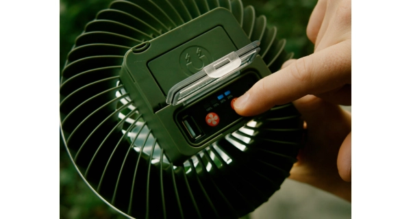 DELPHIN - Ventilátor so svetlom Ventix 4400 mAh